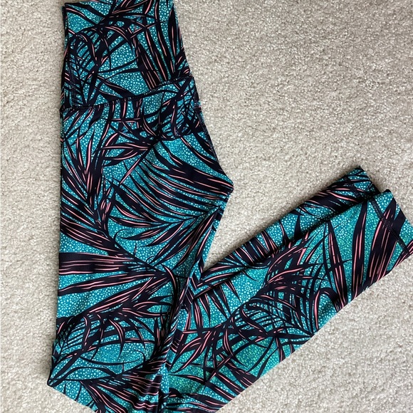 Lululemon Bundle of 5 Pant - Picture 11 of 16